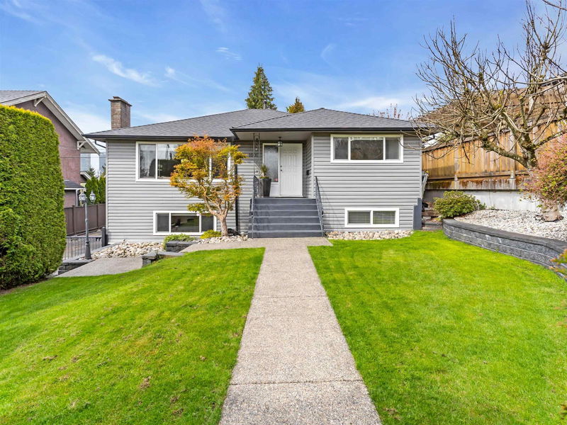 1601 Holdom Avenue, Burnaby, British Columbia