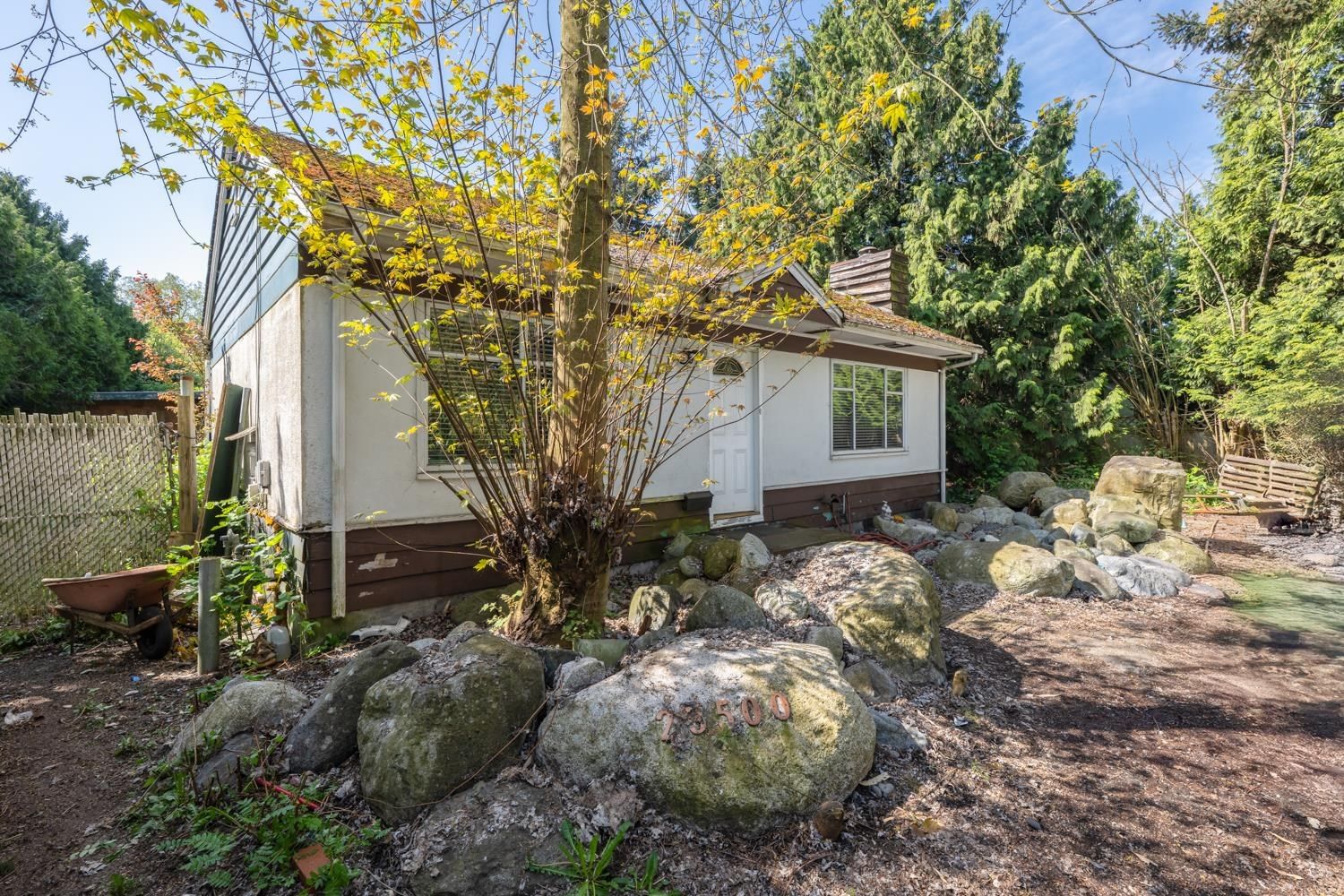 Listing Image 15