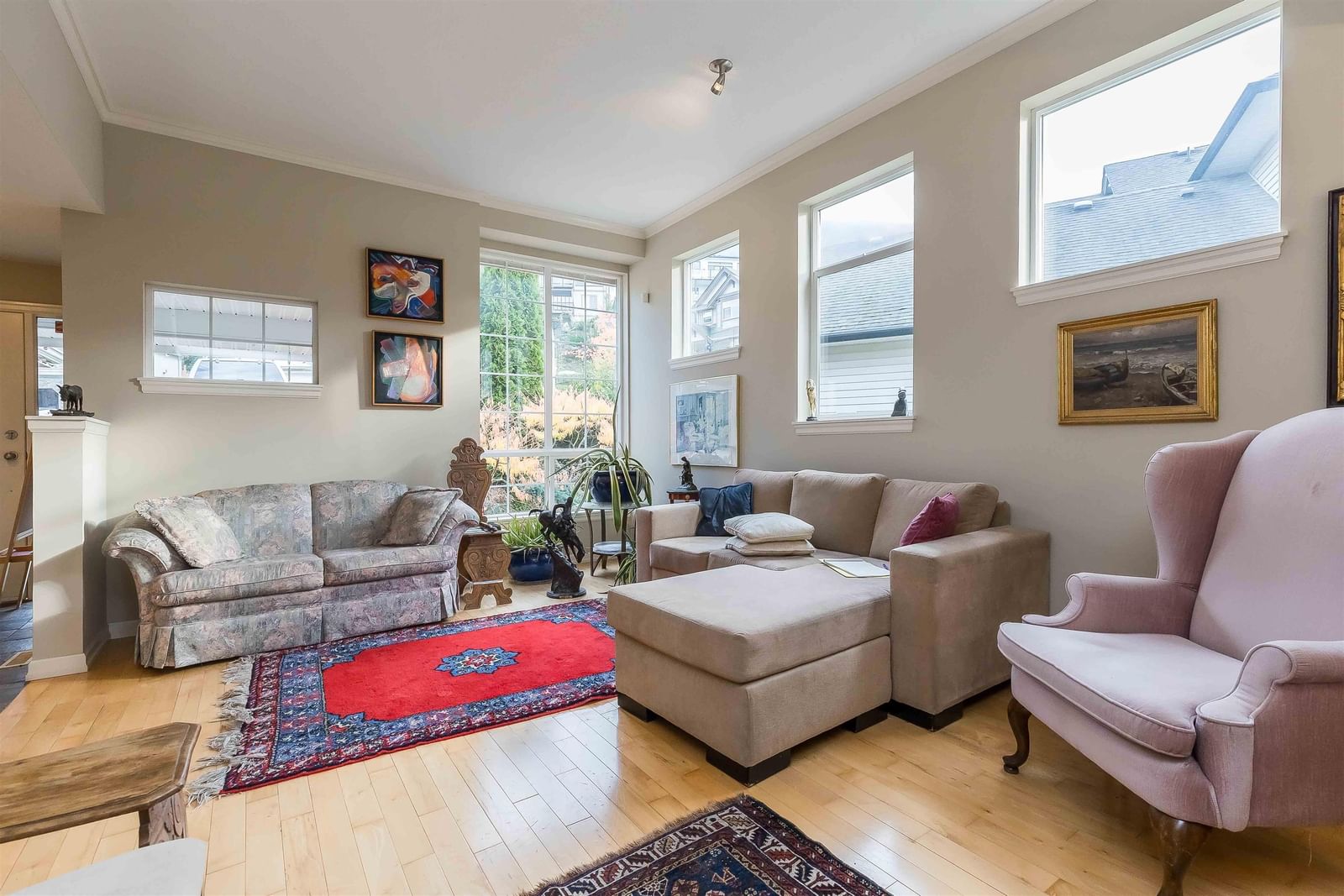 Listing Image 11
