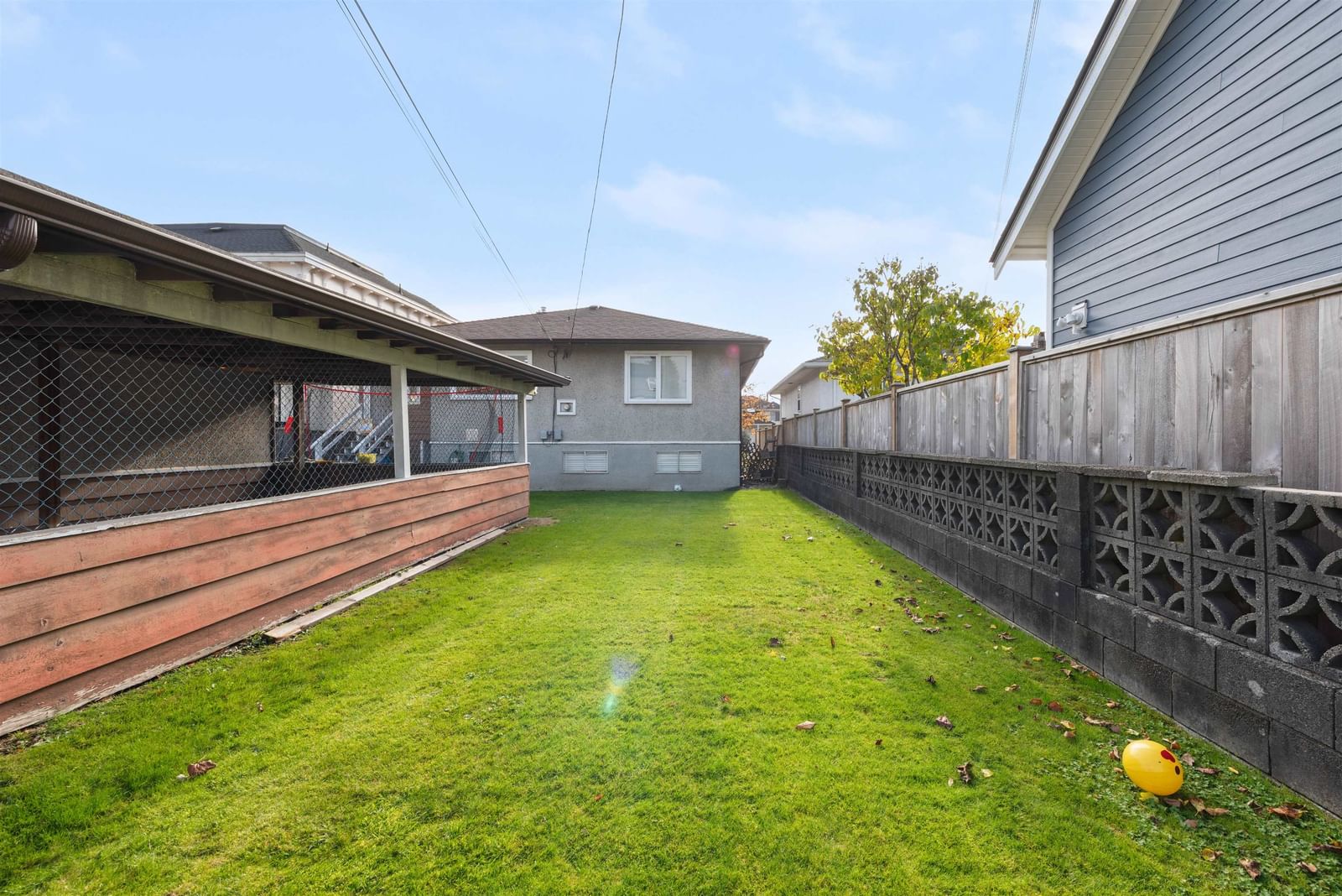 Listing Image 16