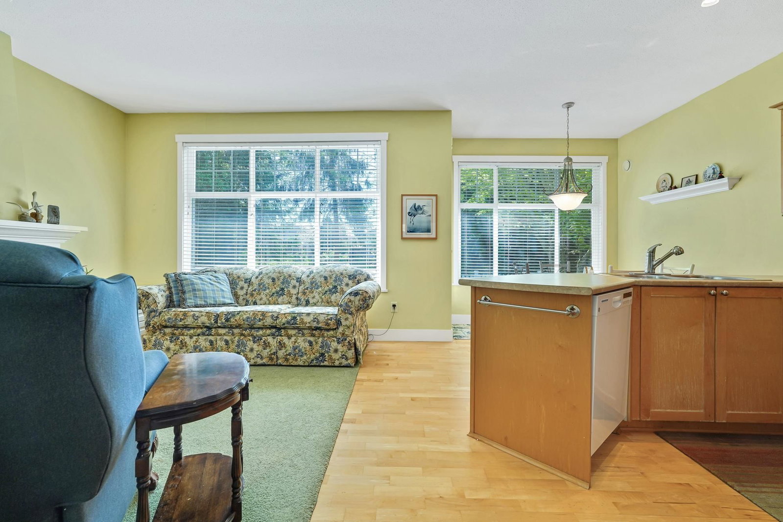 Listing Image 14