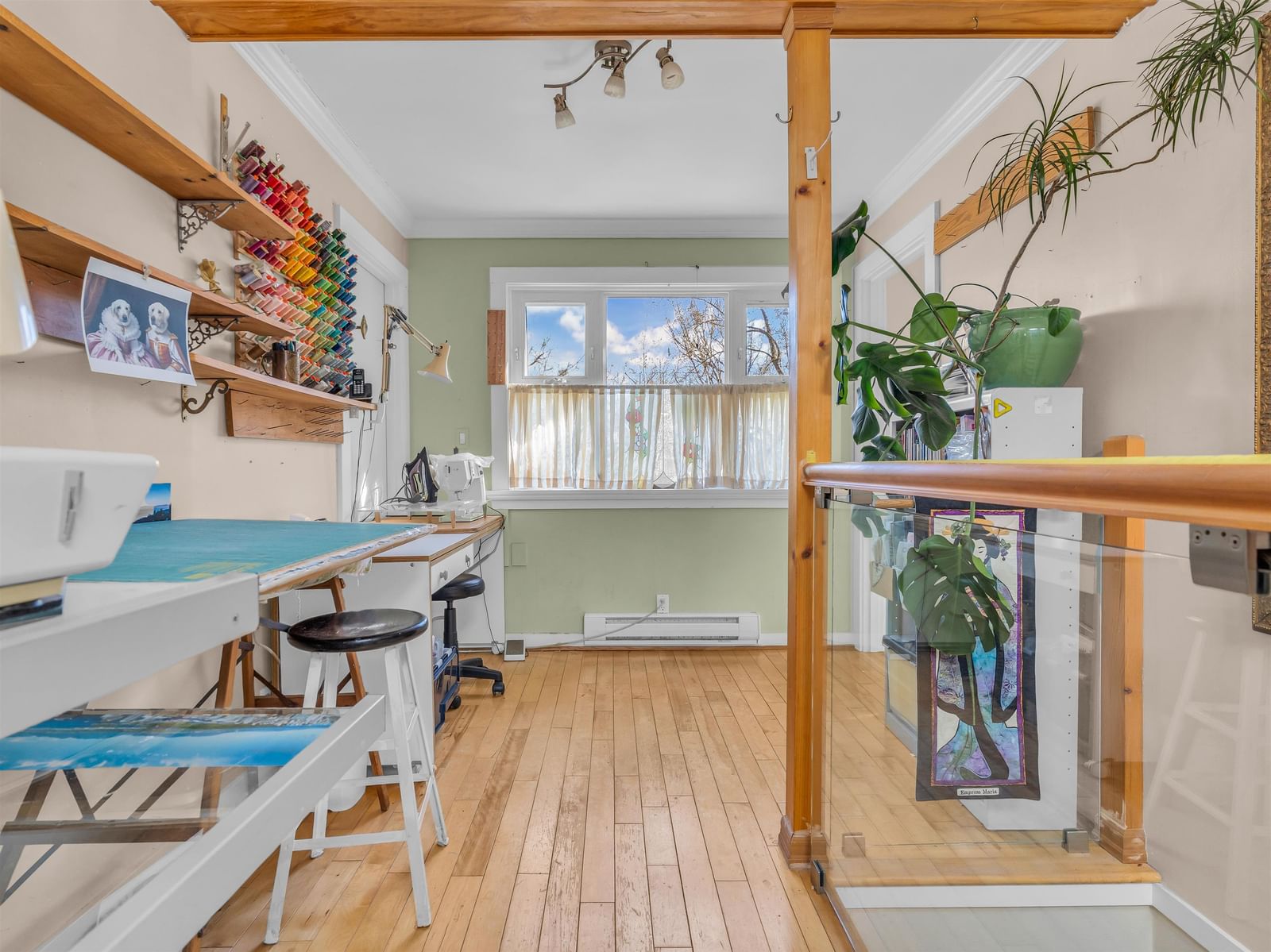 Listing Image 10