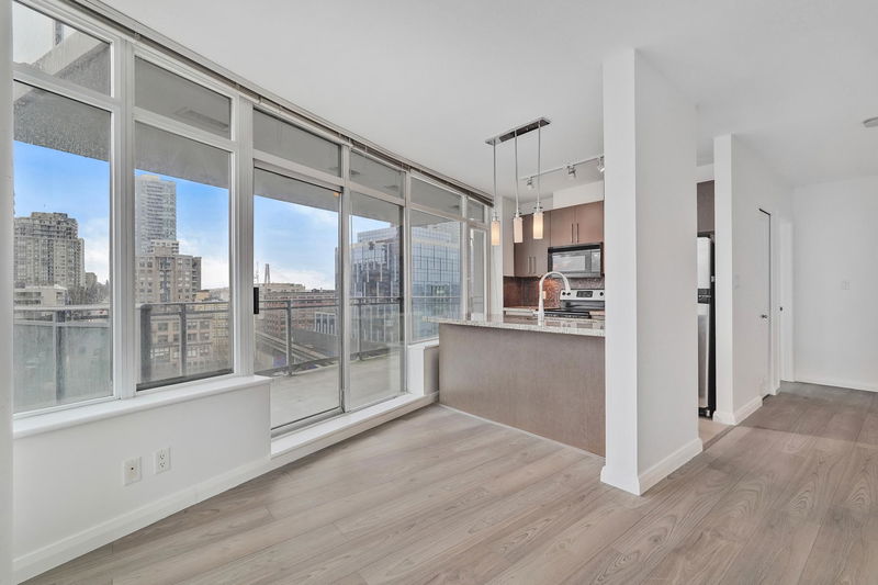 888 Carnarvon Street #1206, New Westminster, British Columbia