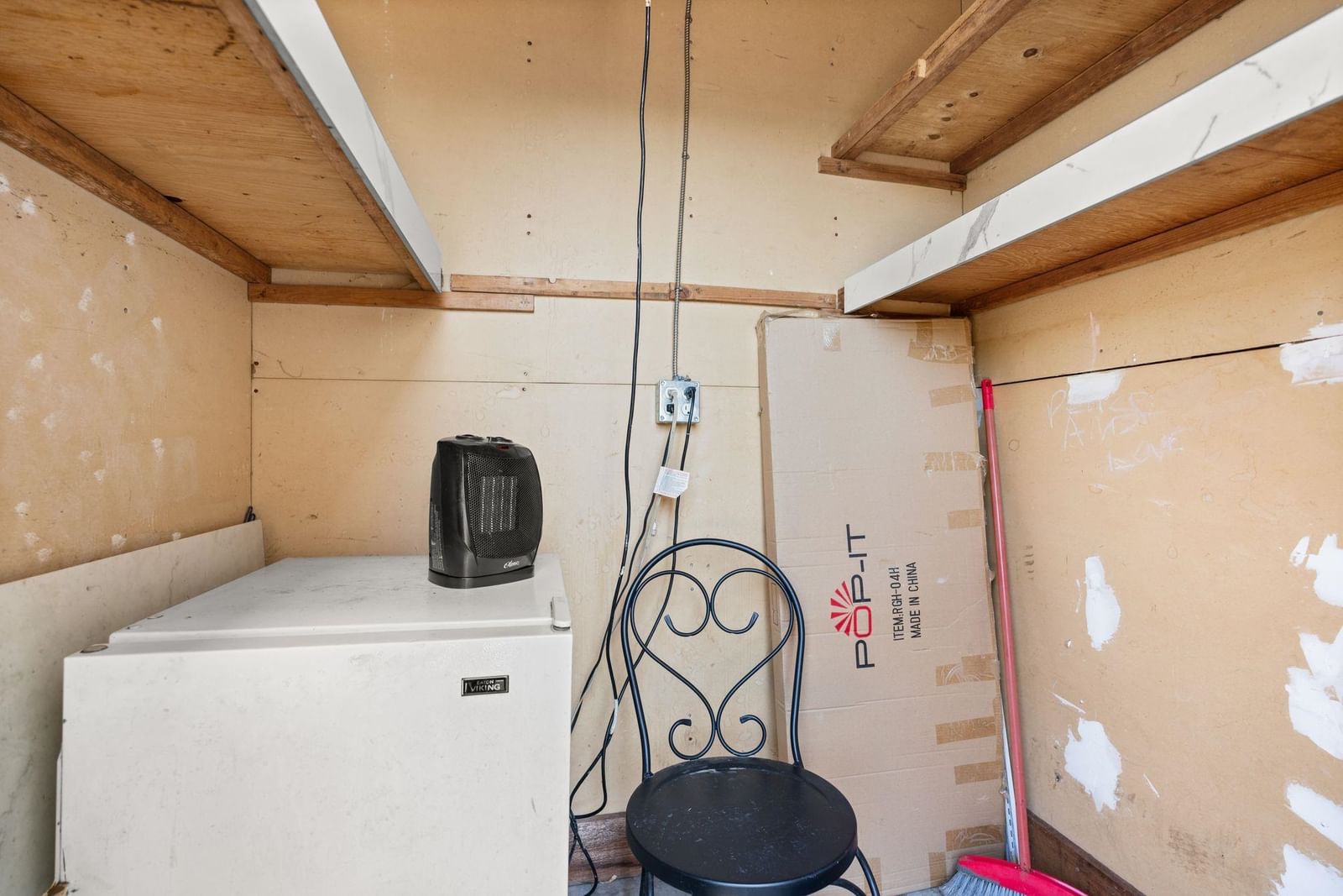 Listing Image 19