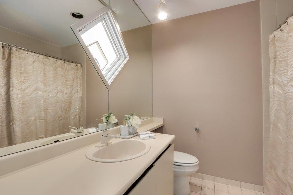 Listing Image 26