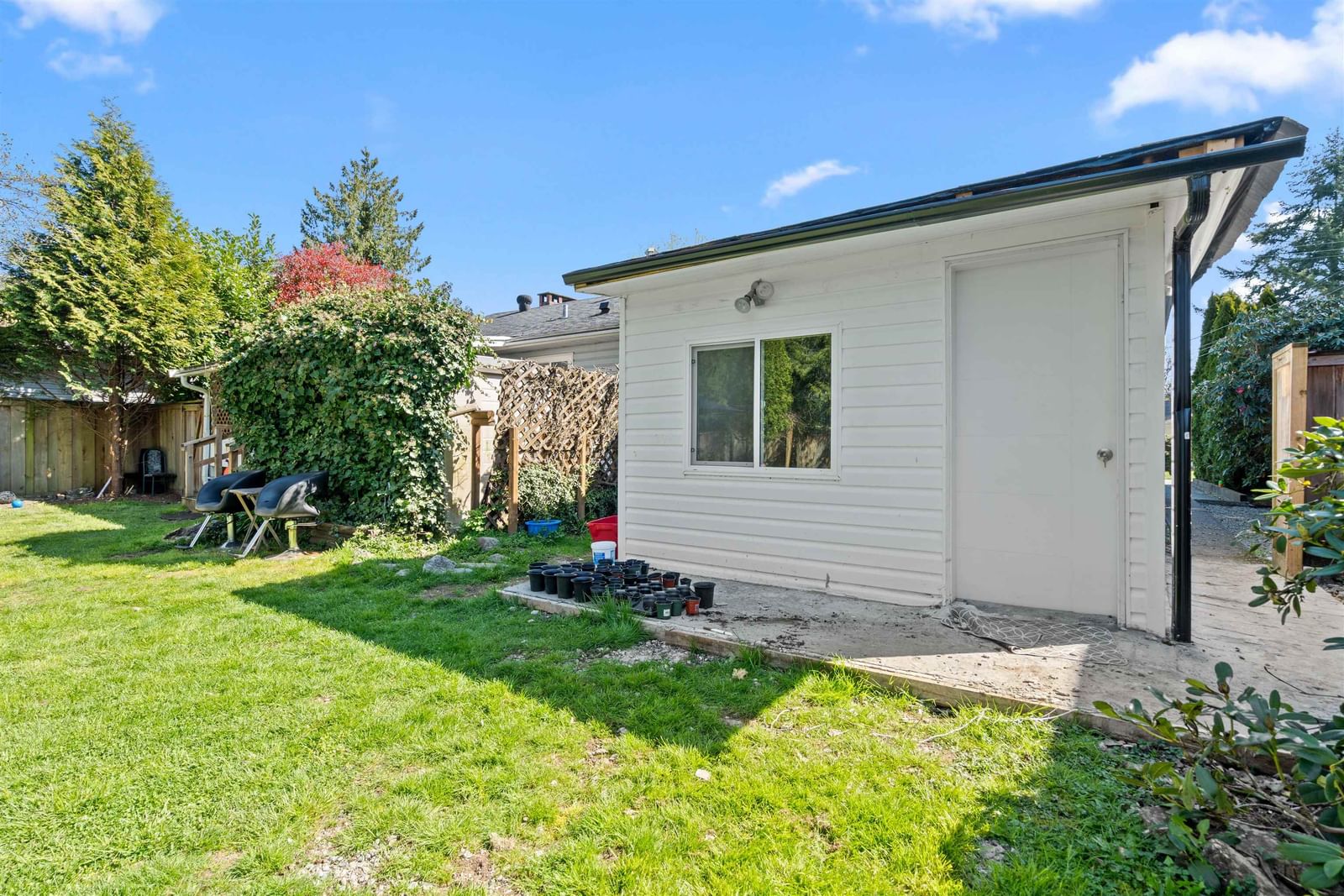 Listing Image 24