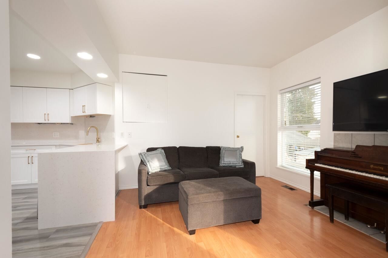 Listing Image 16