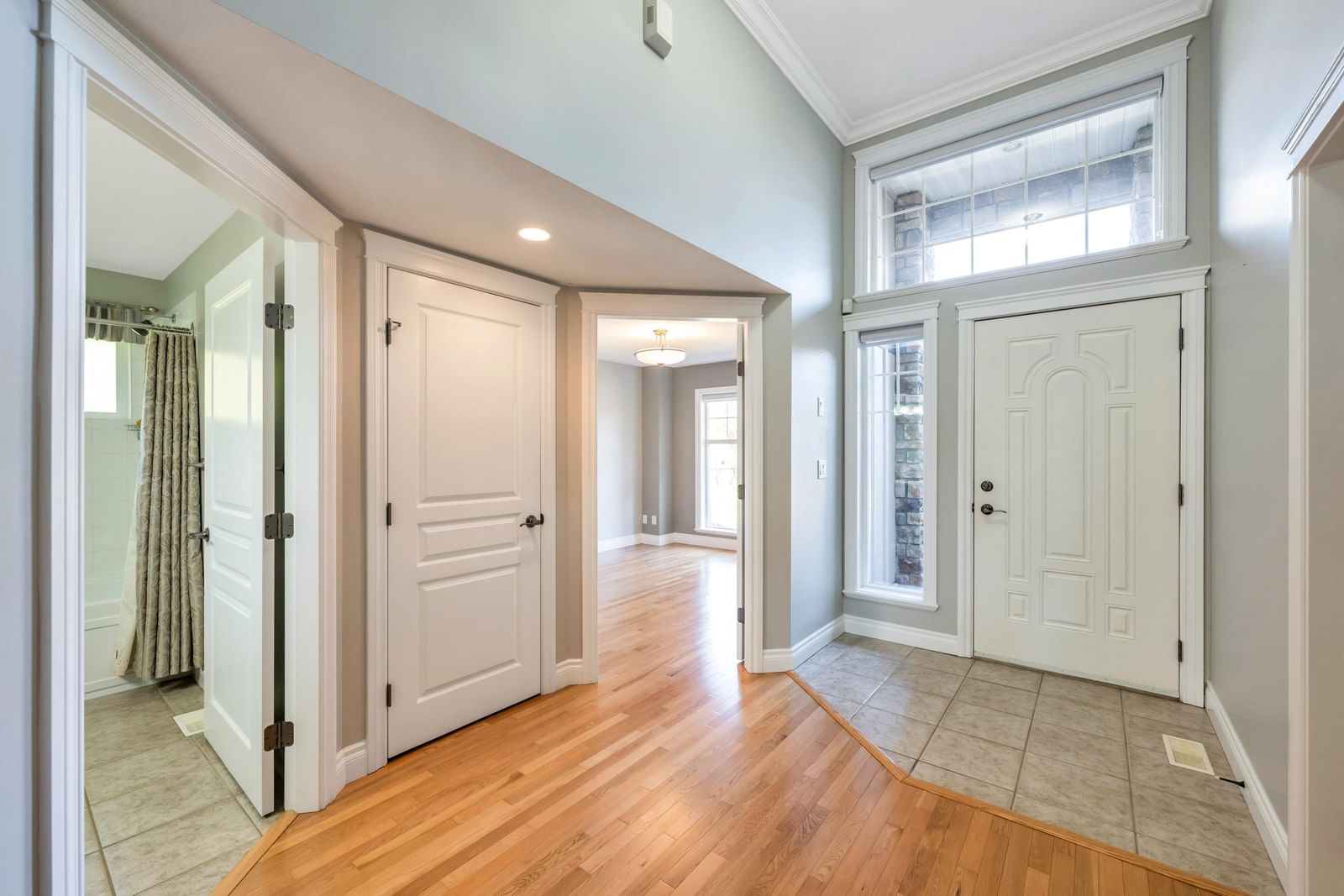Listing Image 16