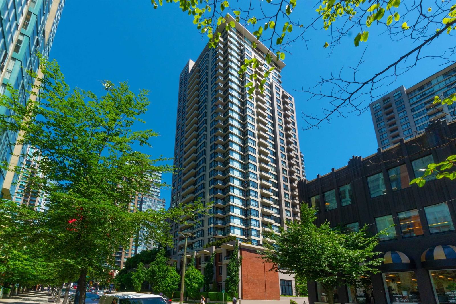 Listing Image 1