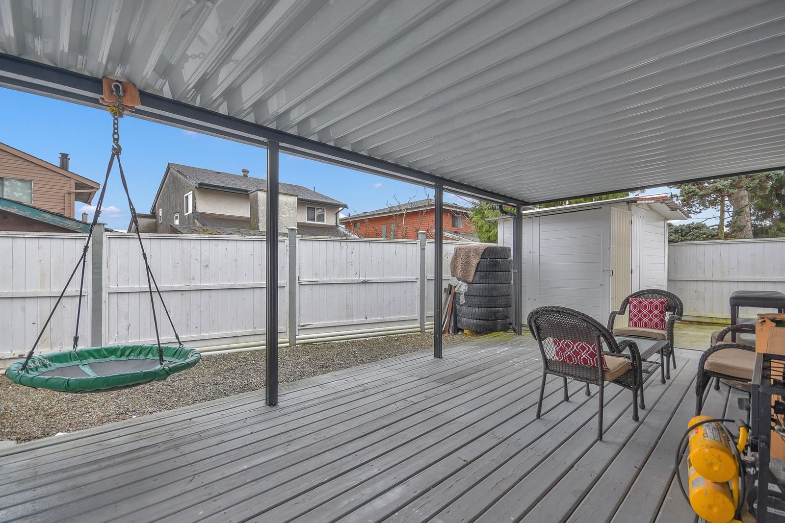 Listing Image 12