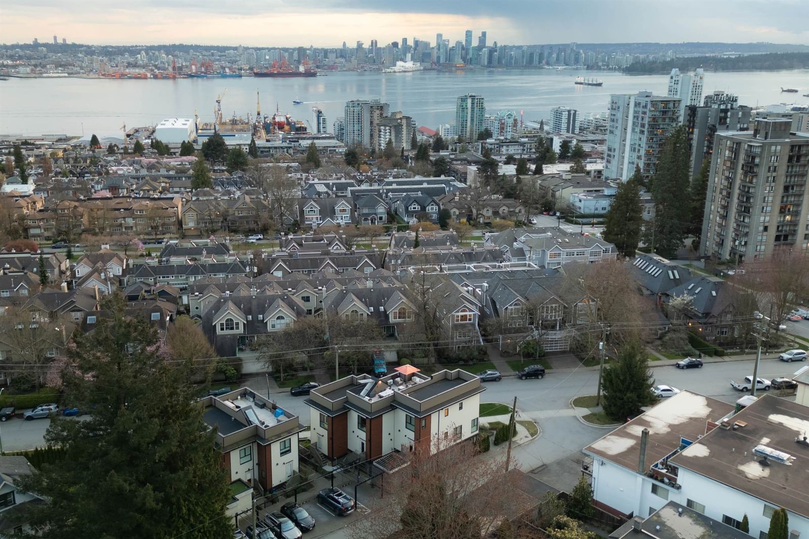 Listing Image 35