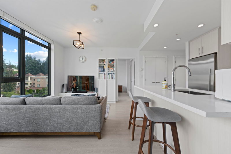 518 Whiting Way #404, Coquitlam, British Columbia