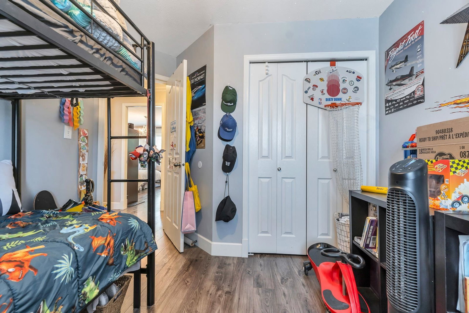 Listing Image 15