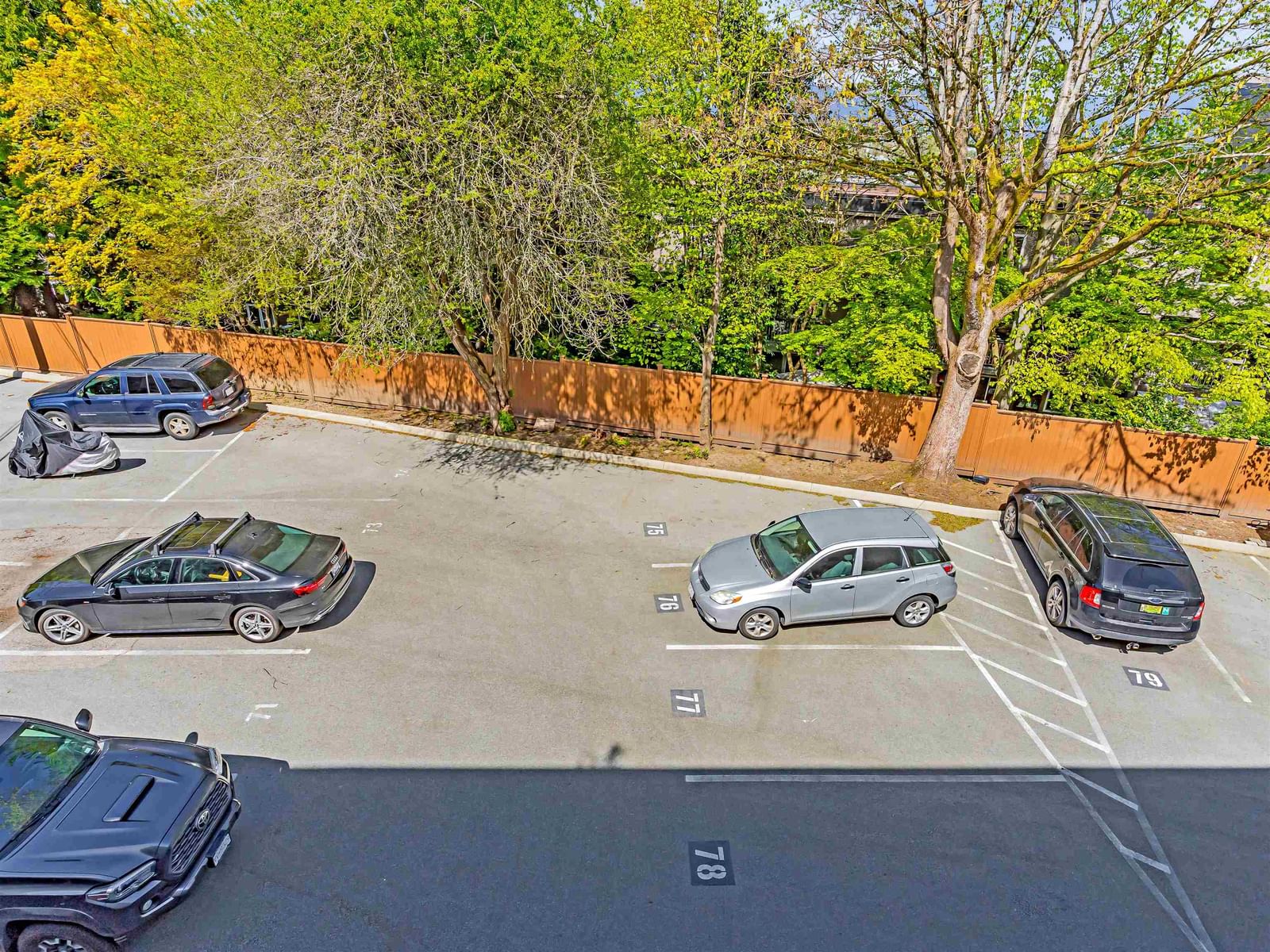 Listing Image 27