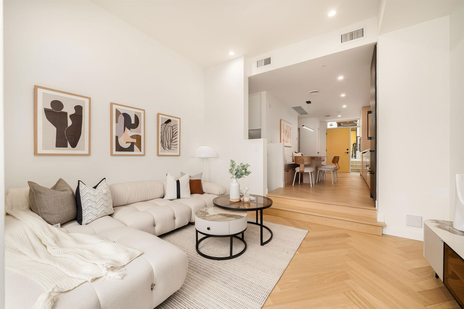 Image of home for listing MLS® R2993109