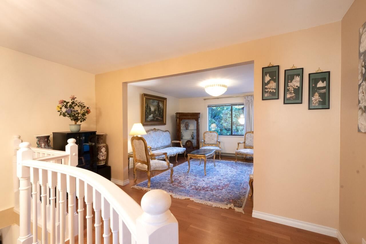 Listing Image 20