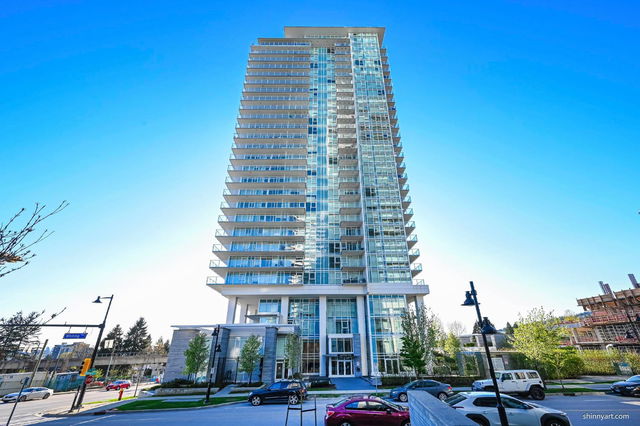 1002 - 652 Whiting Way