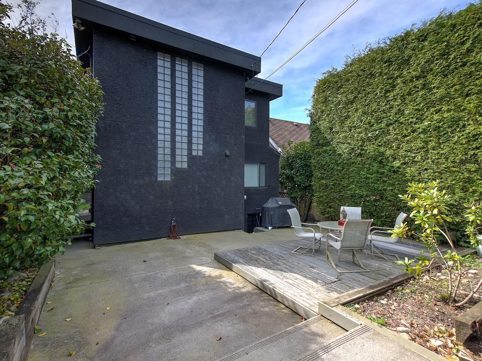 Listing Image 28