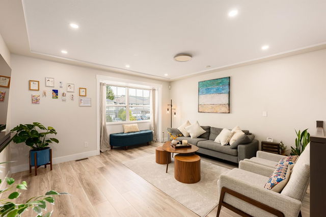 1282 Lincoln Drive