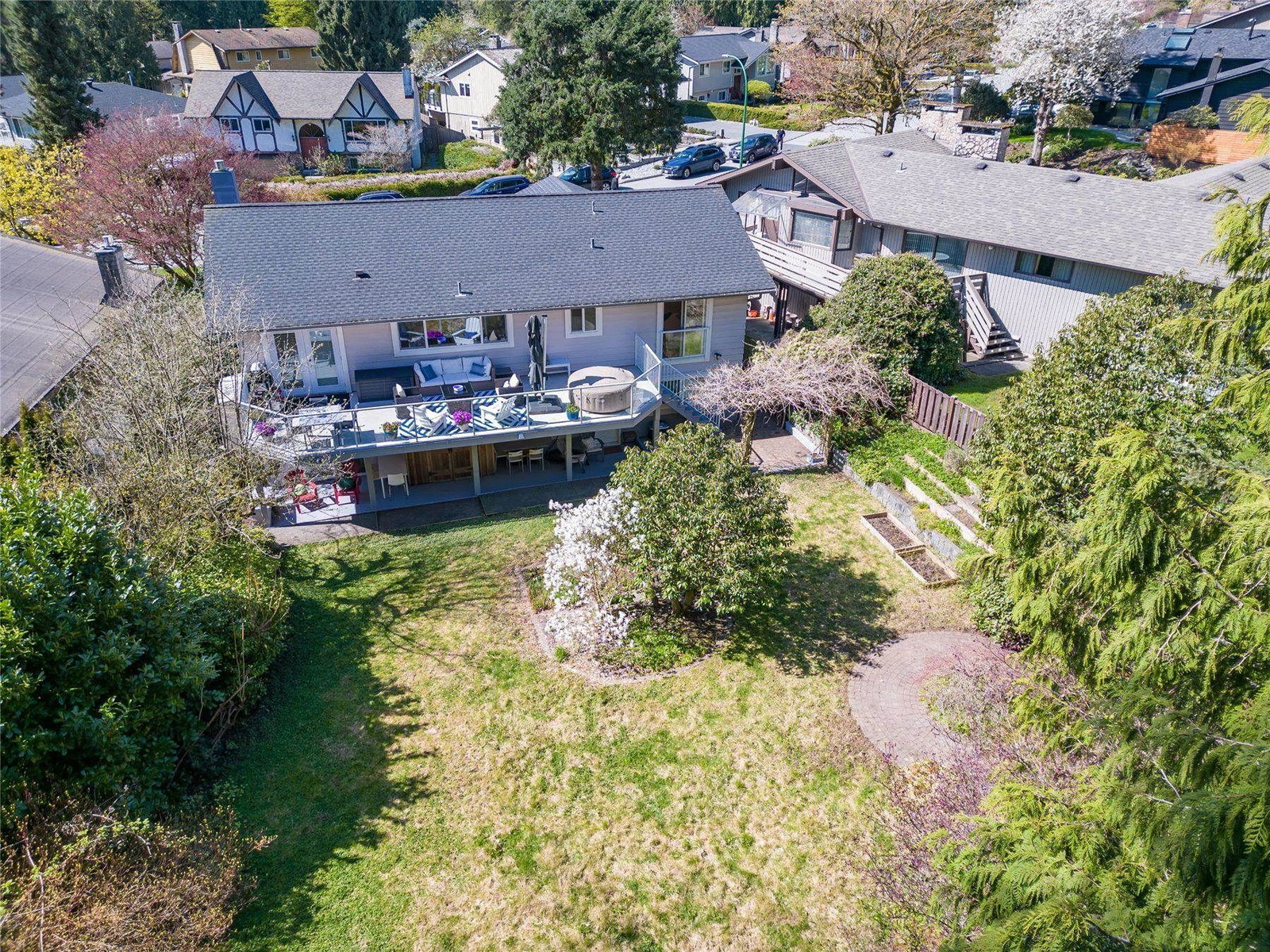 Listing Image 18