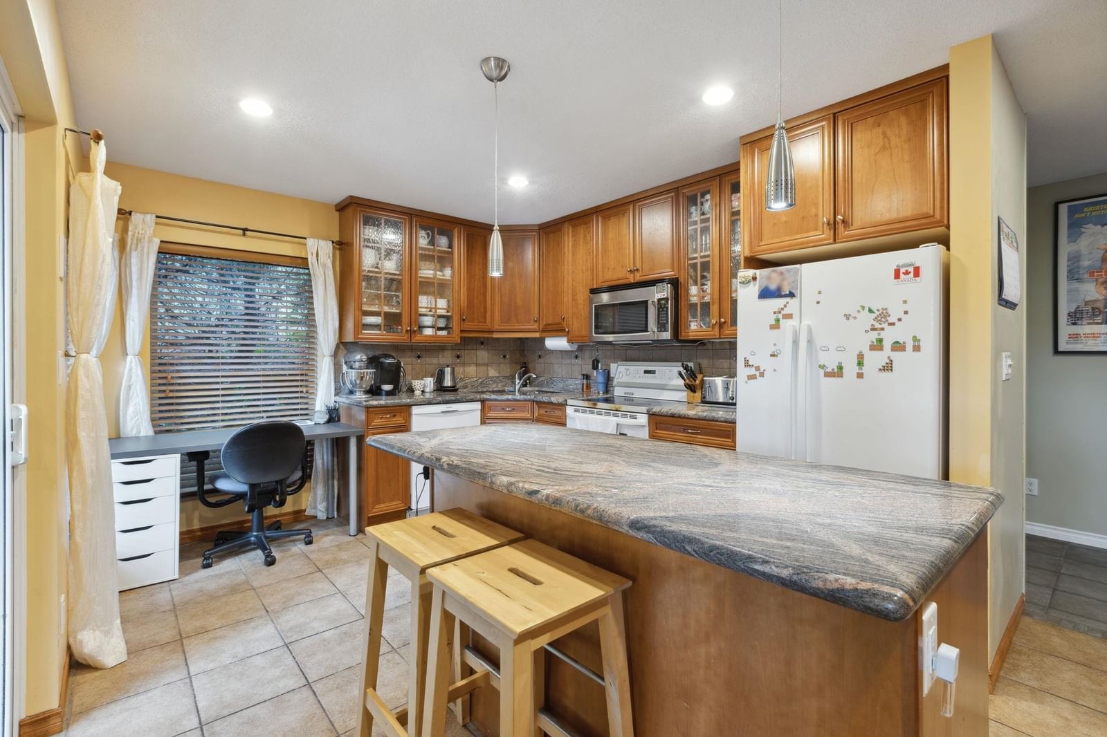 Listing Image 15