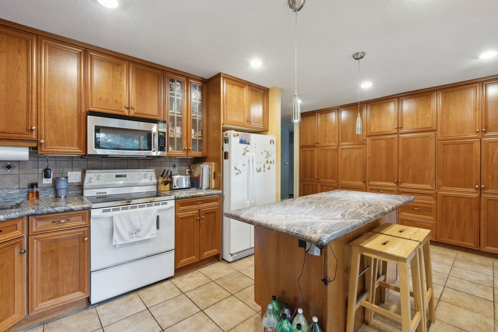 Listing Image 16