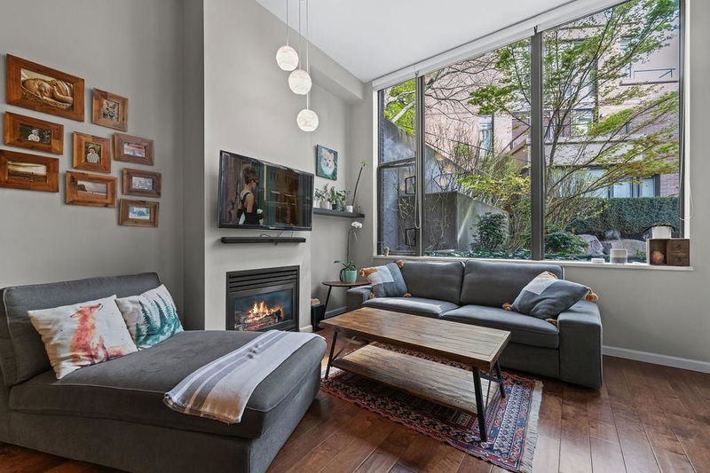 170 1st Street W #103, North Vancouver, British Columbia