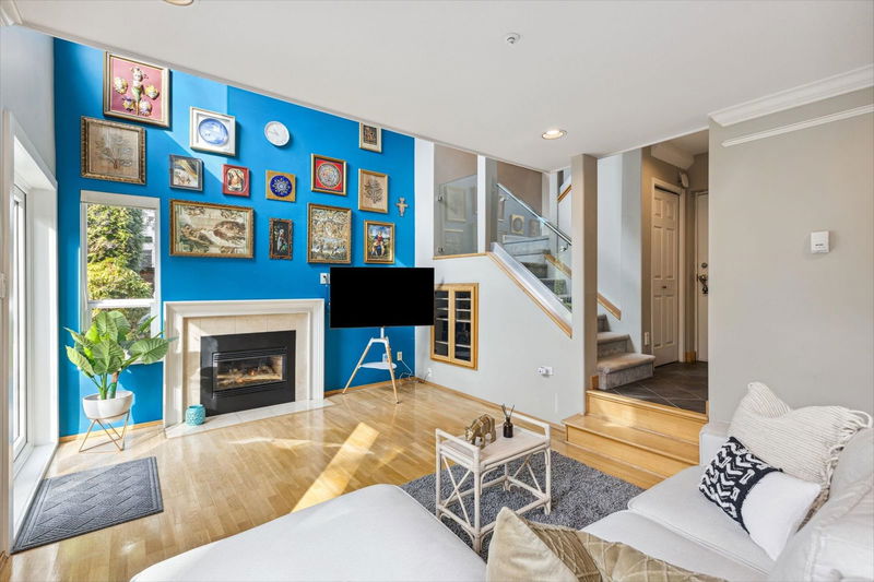 2342 6th Avenue W, Vancouver, British Columbia
