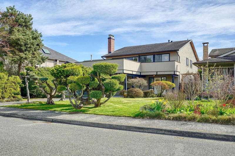 10180 Defoe Street, Richmond, British Columbia