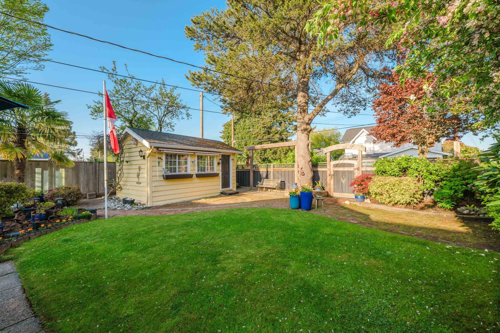 Listing Image 17