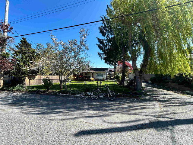 206 66a Street