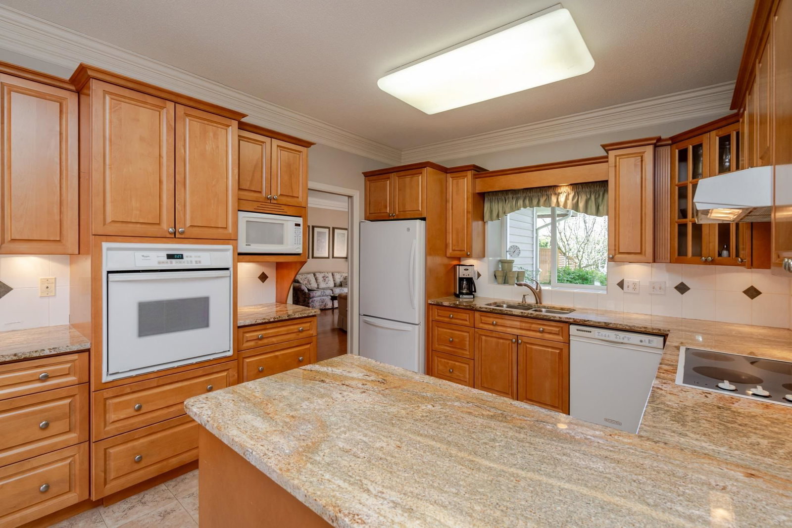 Listing Image 14