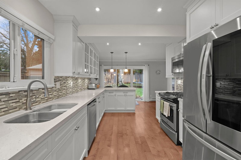 13507 15 Avenue, Surrey, V4A 5H4 | Image 2