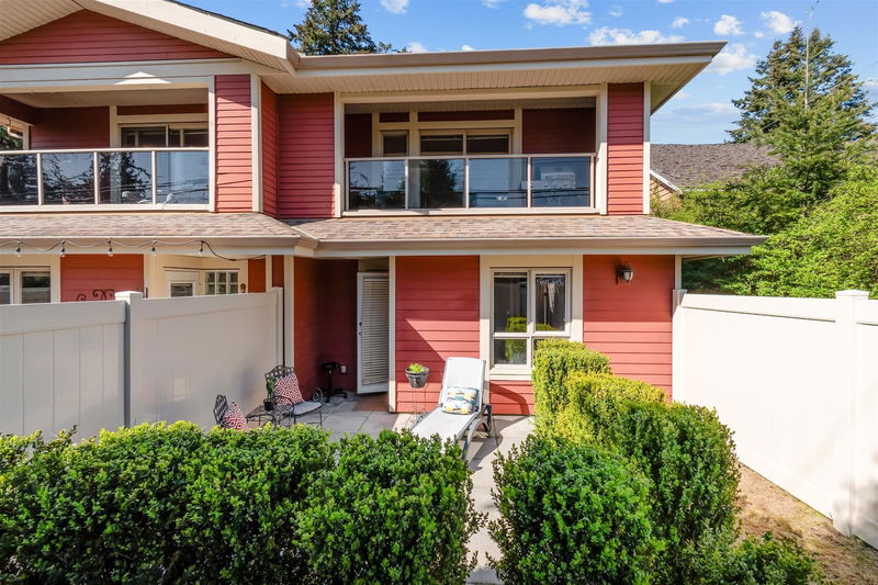 14921 Thrift Avenue #4, White Rock, British Columbia