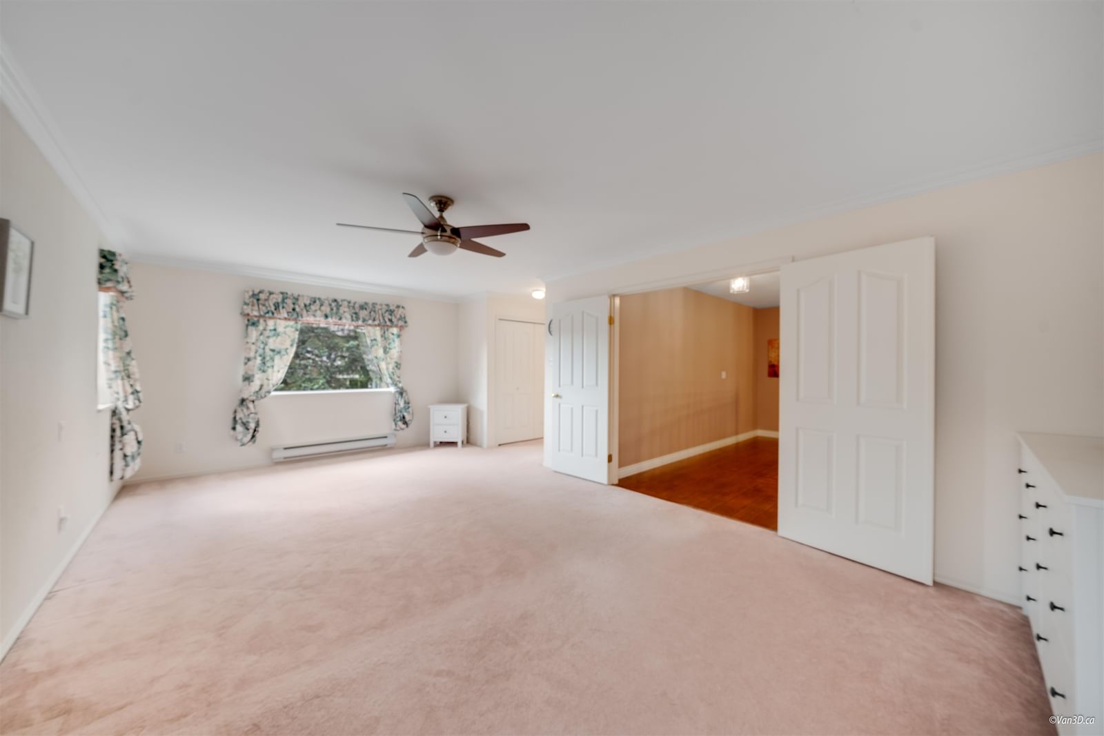 Listing Image 28
