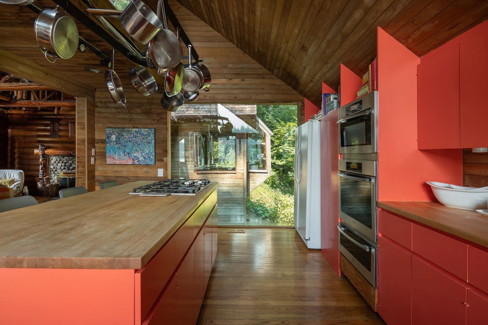 Listing Image 11