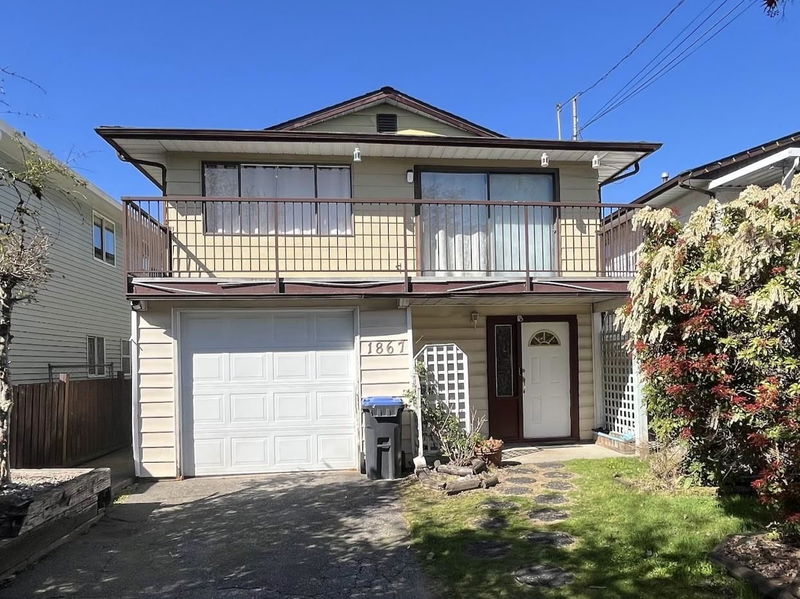 1867 Fraser Avenue, Port Coquitlam, British Columbia