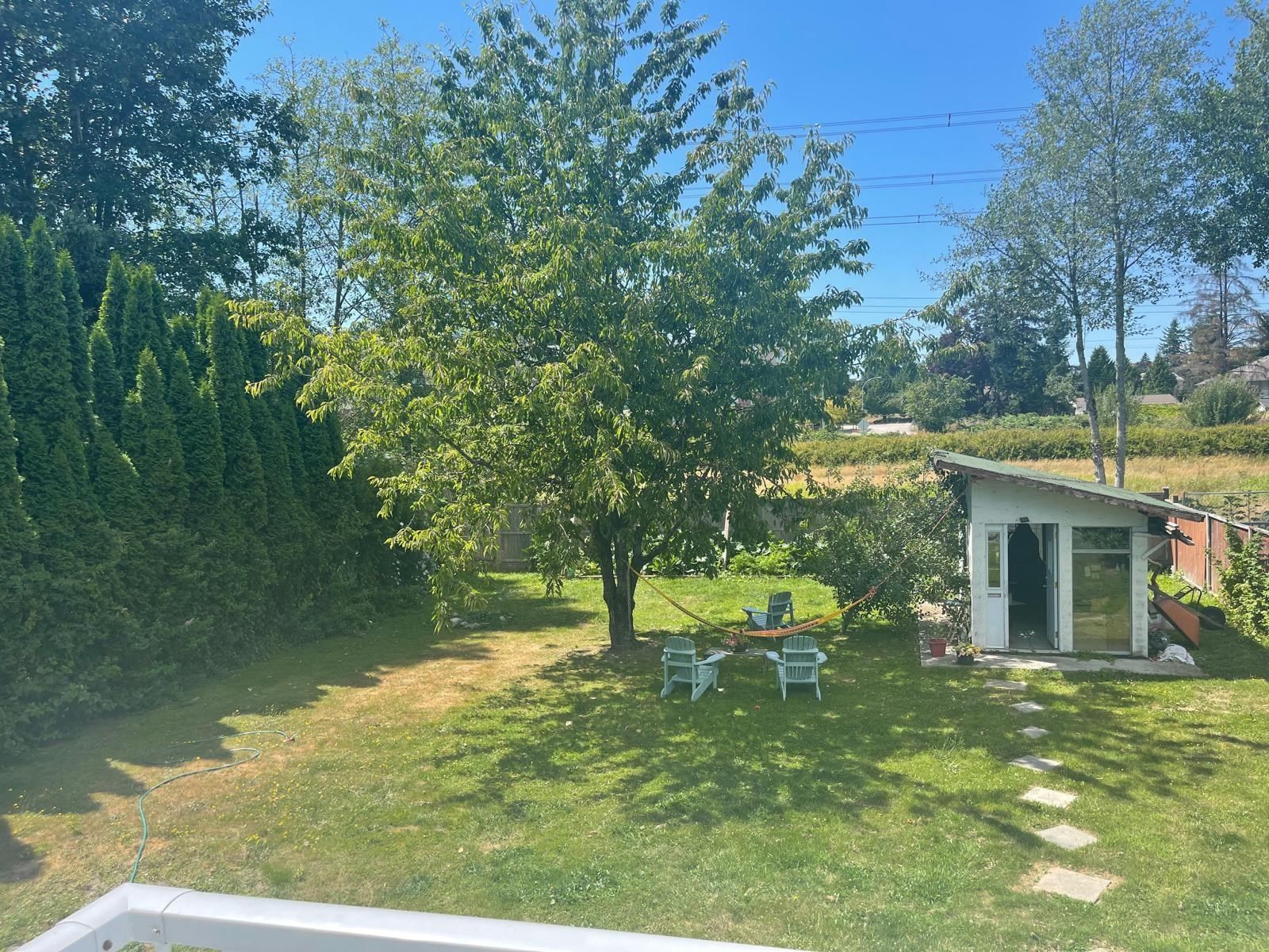 Listing Image 12