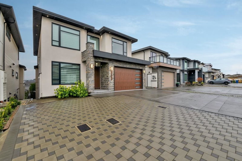 31063 Deertrail Drive, Abbotsford, V2T 5J5 | Image 3
