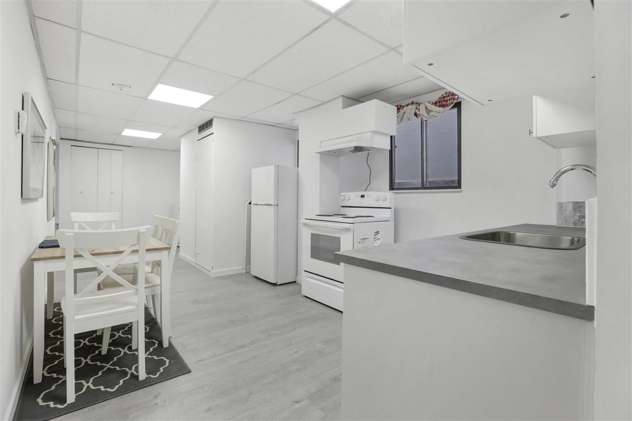 Listing Image 16