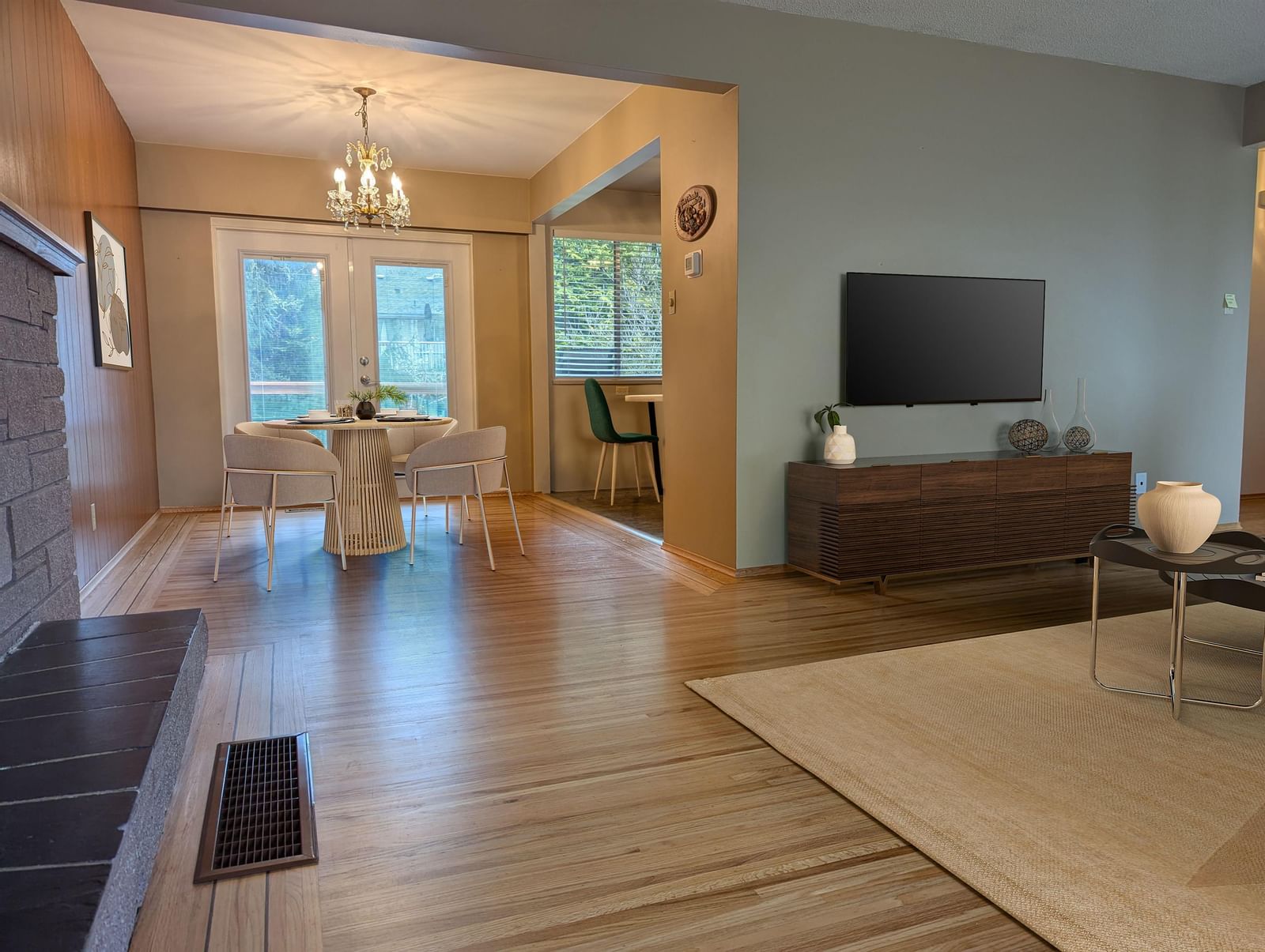 Listing Image 10