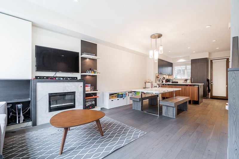 5512 Oak Street, Vancouver, British Columbia