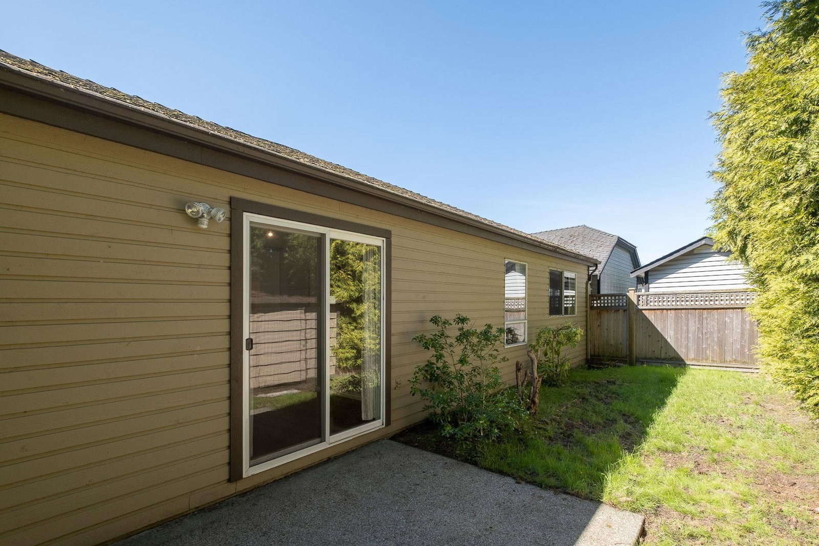 Listing Image 24