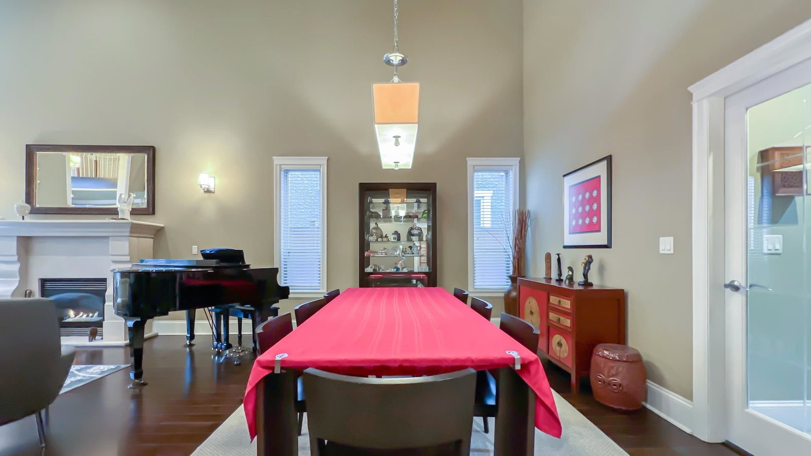Listing Image 6