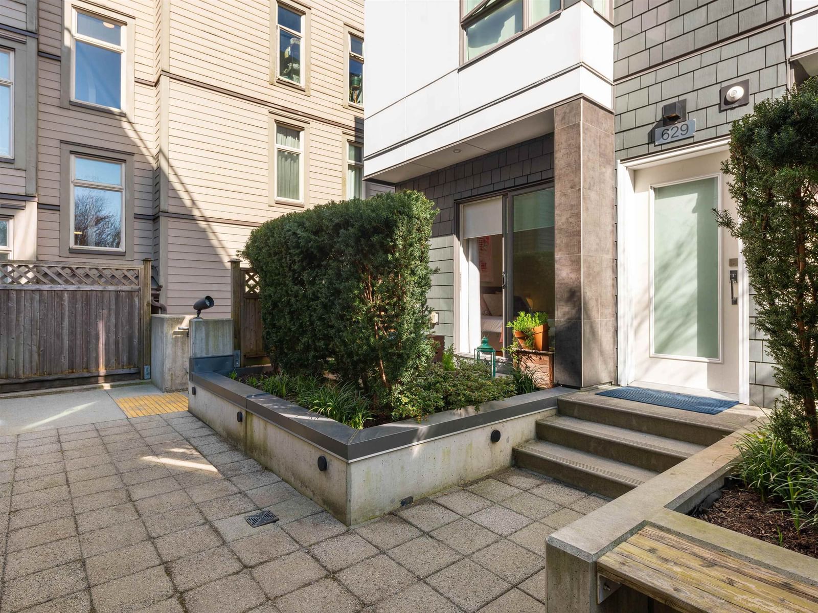 Listing Image 15