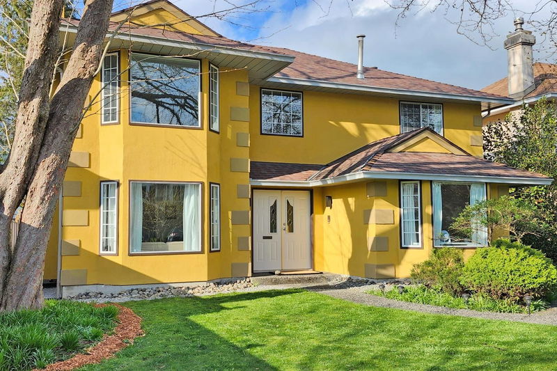 348 17 Street E, North Vancouver, British Columbia