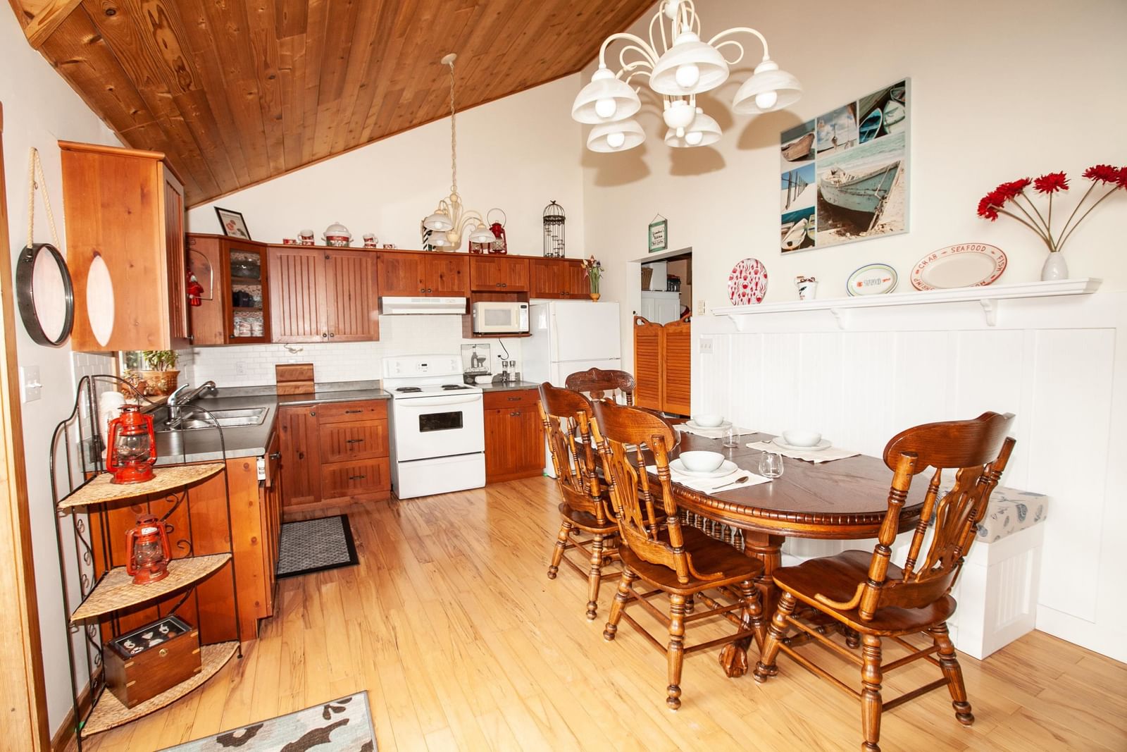 Listing Image 16