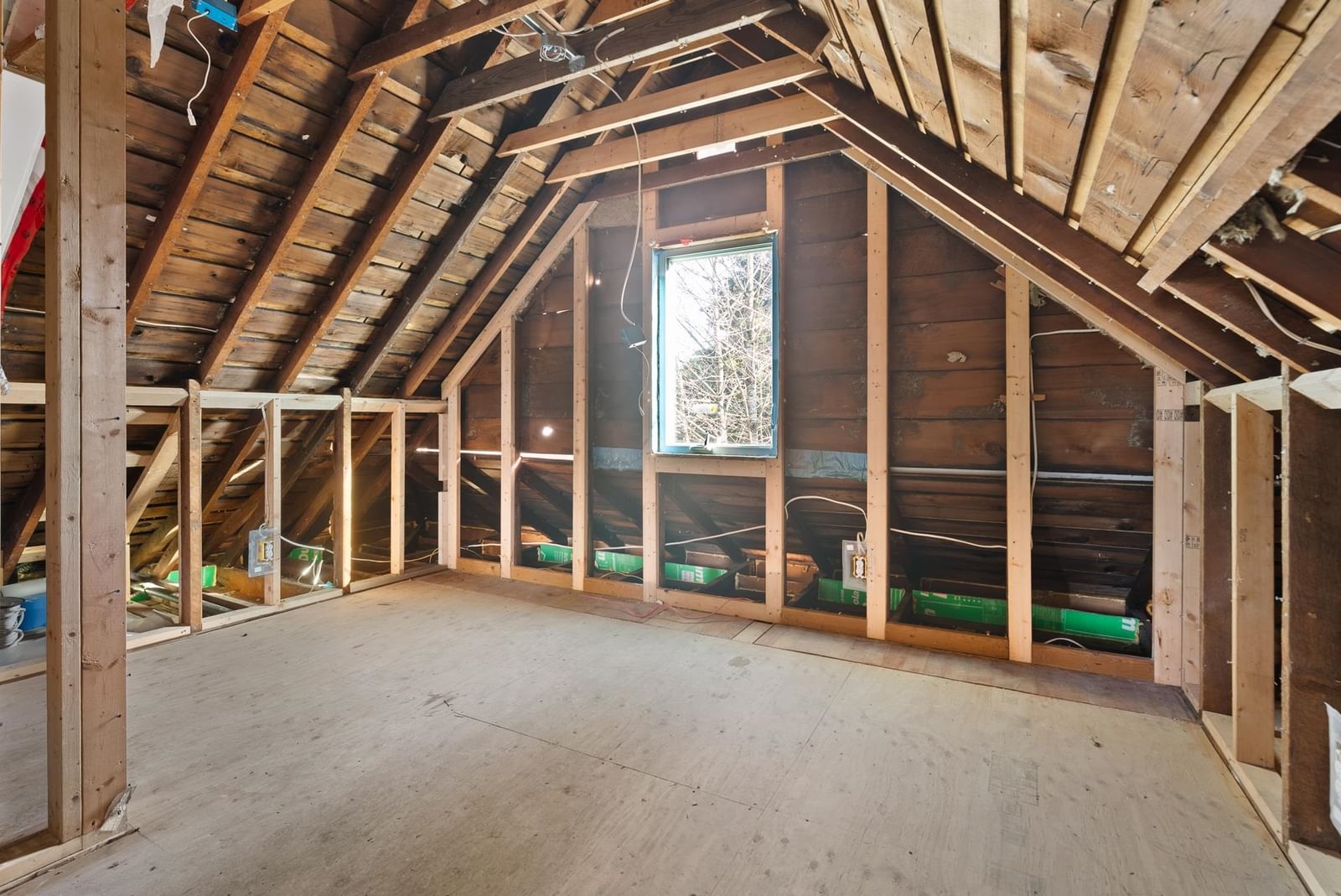 Listing Image 17
