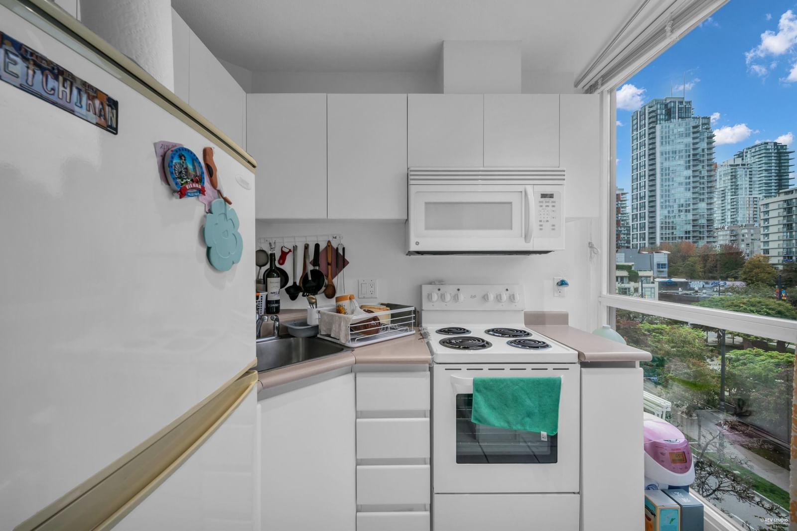 Listing Image 19