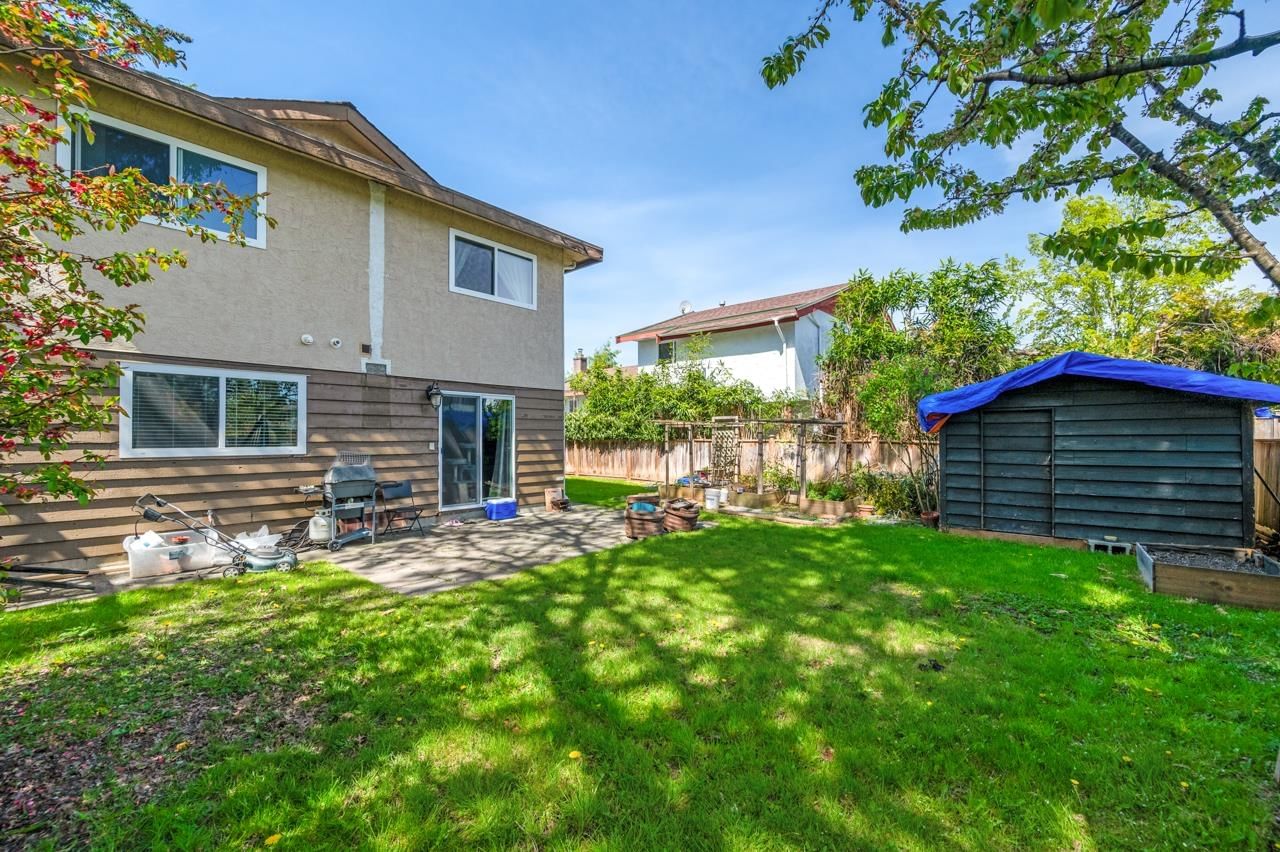 Listing Image 17